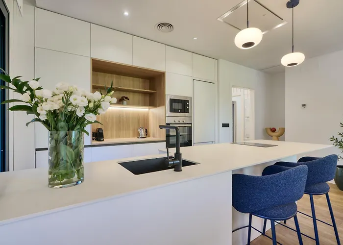 Viapol Homes * סביליה