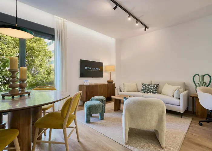 Viapol Homes דירה